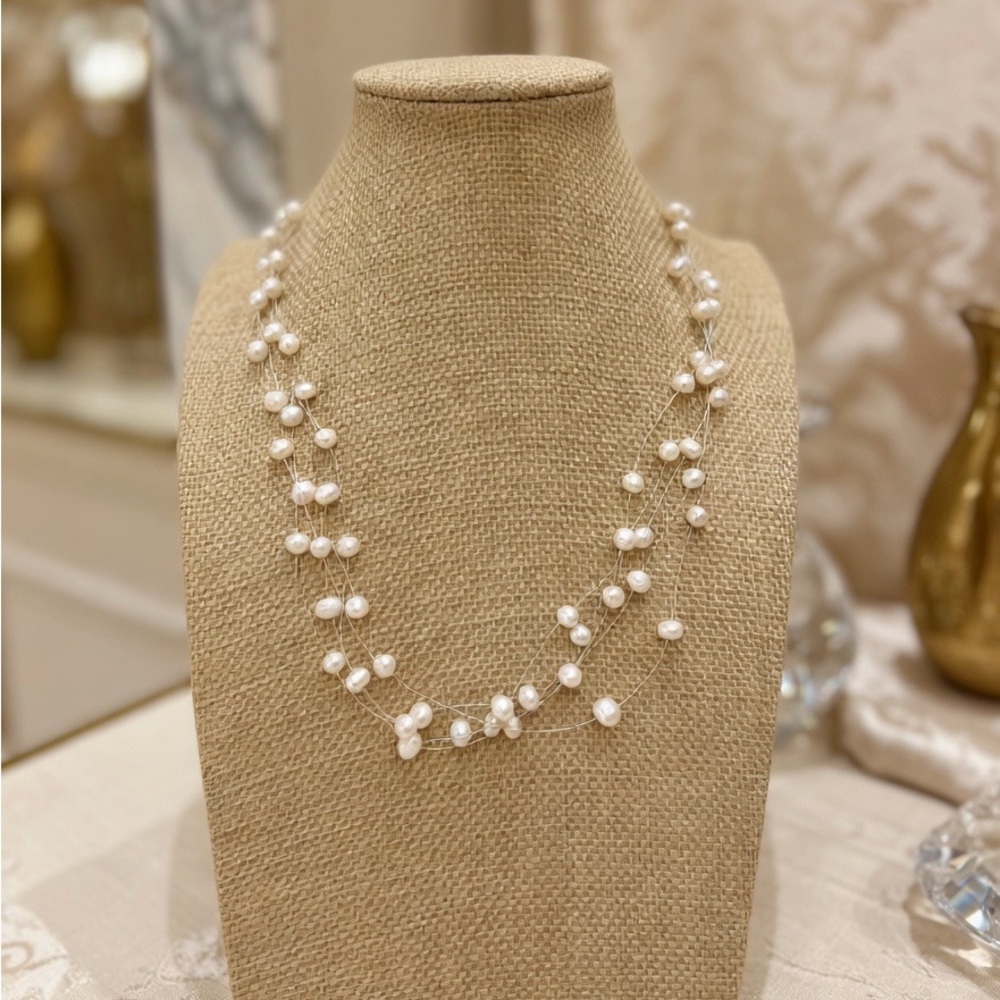 LIA SOPHIA Floating Faux Pearl Illusion Necklace Silver Tone Cocktail Statement